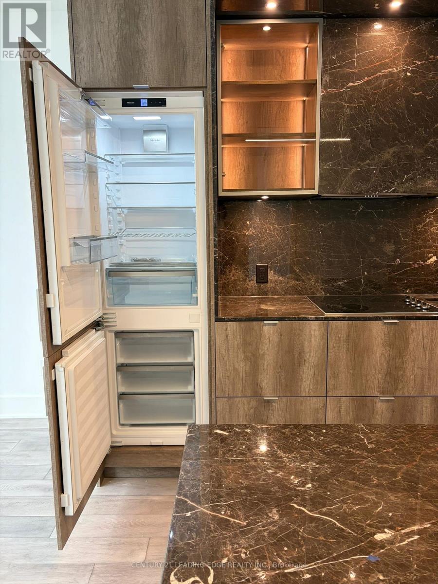 5801 - 11 Yorkville Avenue, Toronto, Ontario  M4W 0B7 - Photo 6 - C12877584