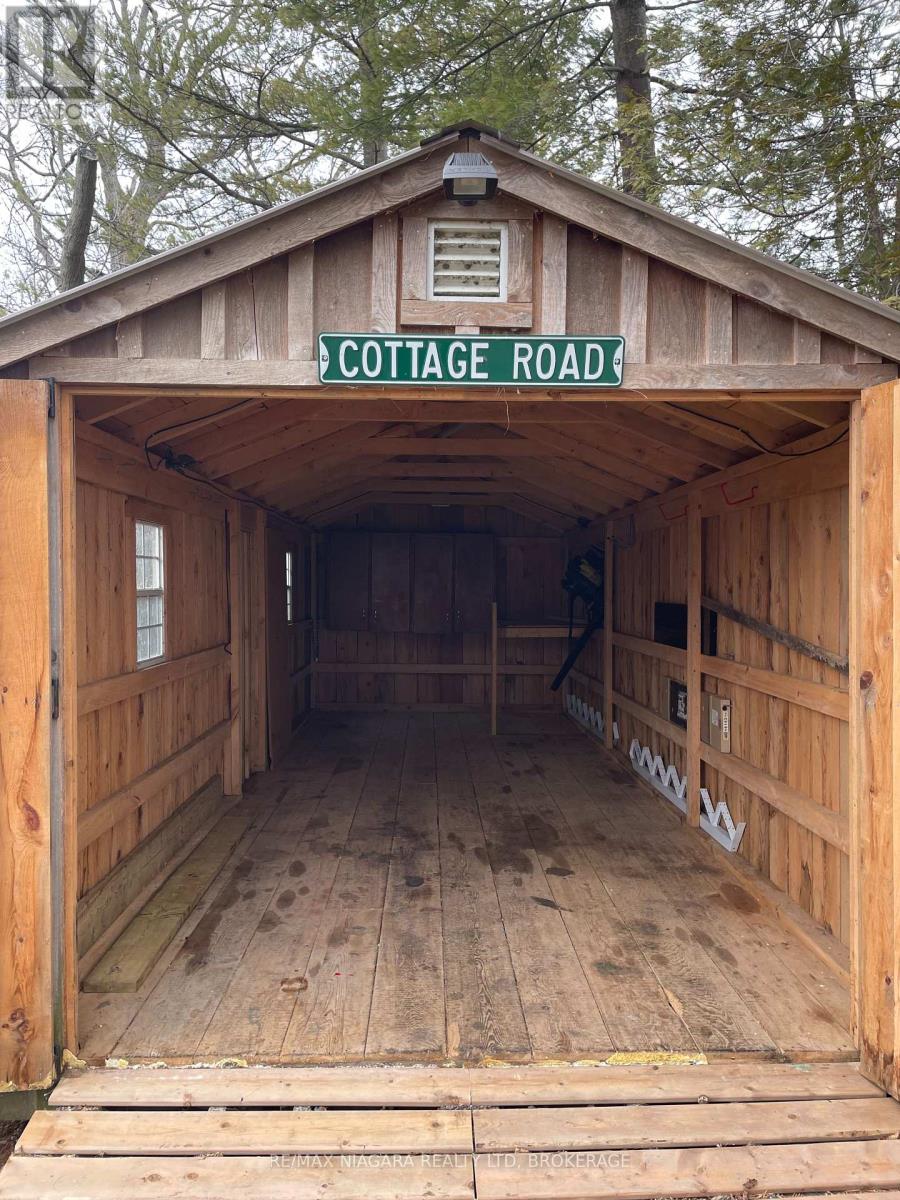 42 Mohawk Point Road, Haldimand, Ontario  N0A 1K0 - Photo 50 - X12872154