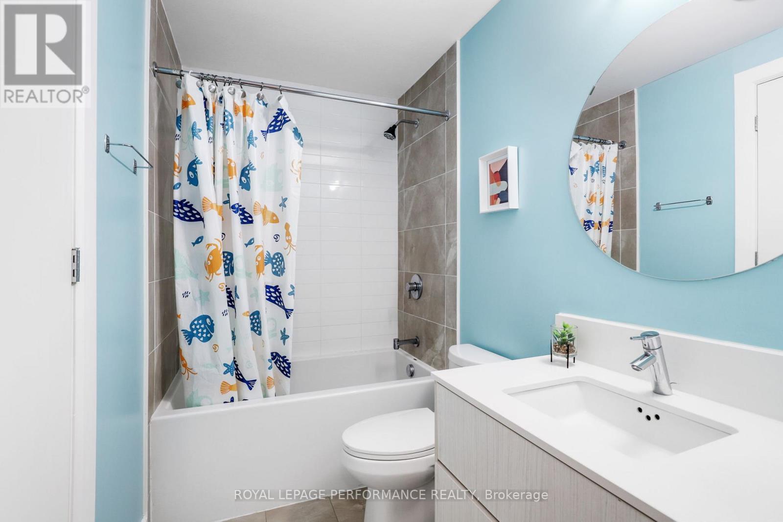 207 - 255 Bay Street, Ottawa, Ontario K1R 0C5 - Photo 15 - X12884092