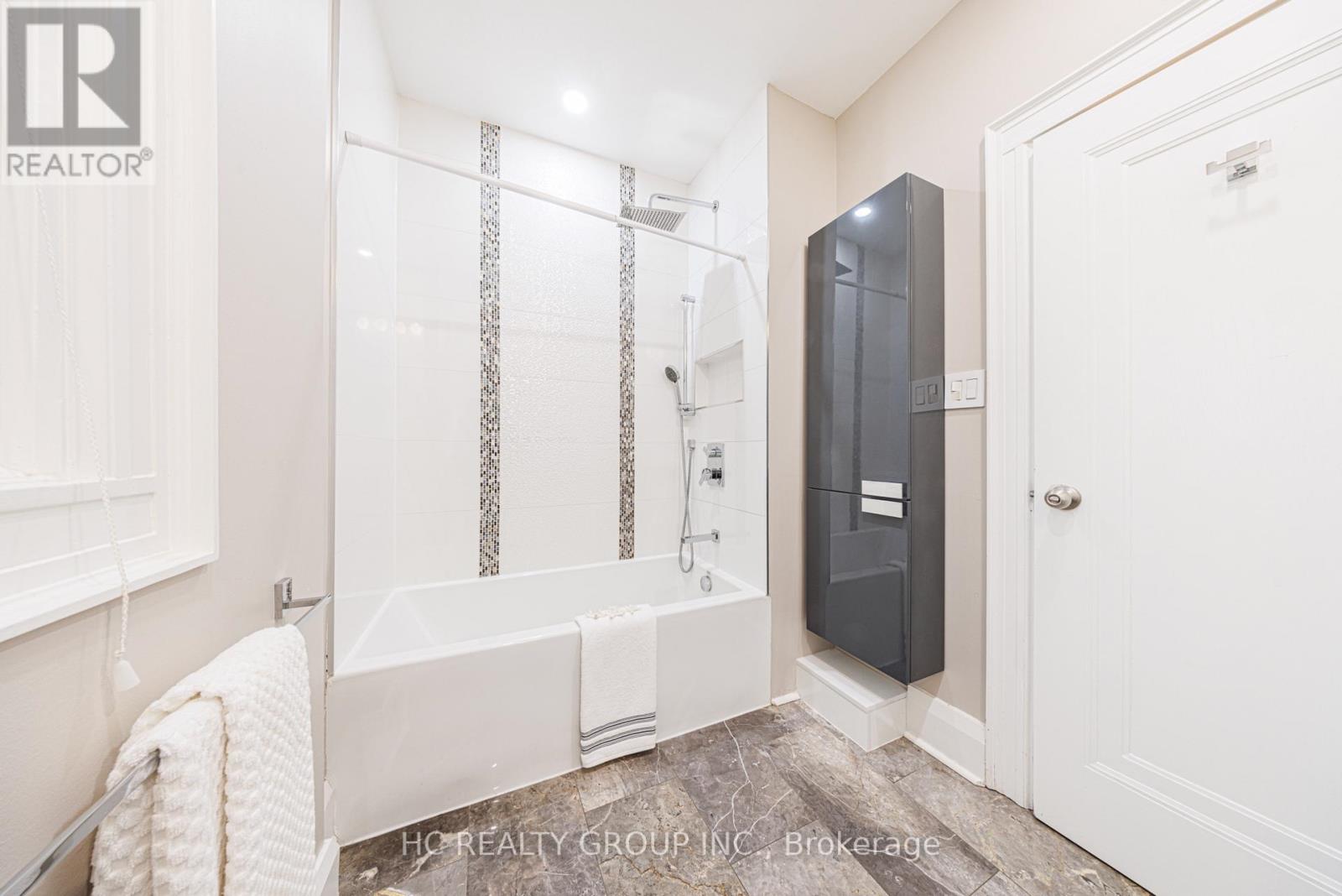 39 Glengowan Road, Toronto, Ontario  M4N 1G1 - Photo 23 - C12884058