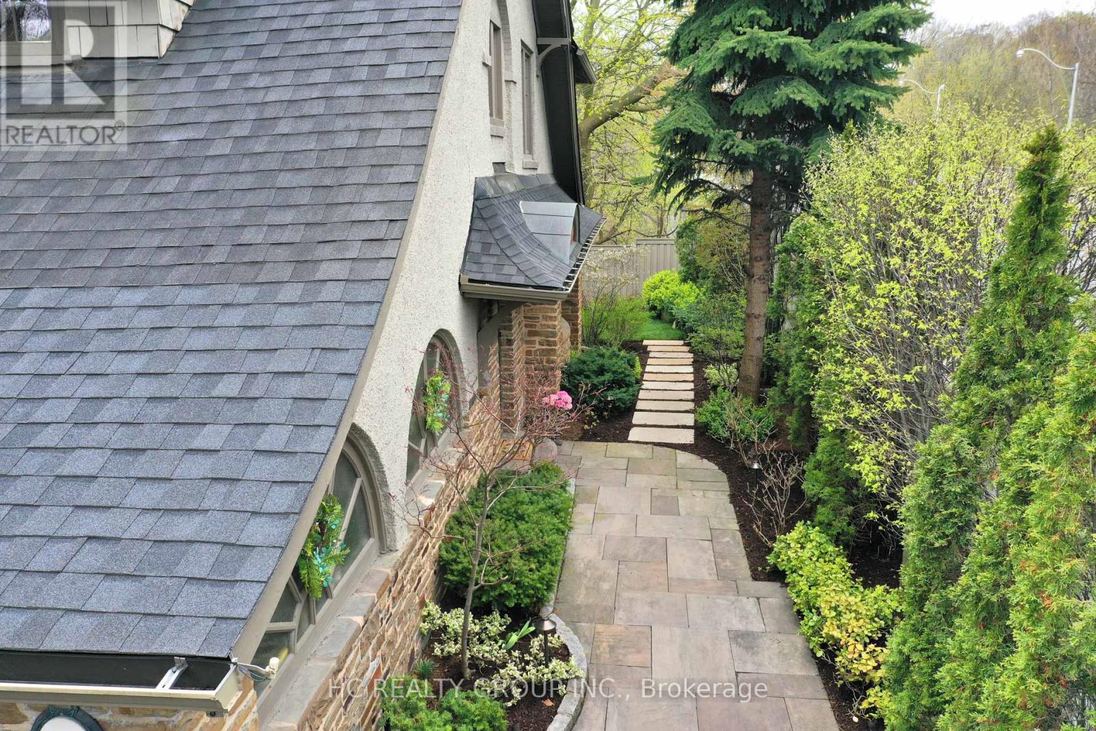 39 Glengowan Road, Toronto, Ontario  M4N 1G1 - Photo 44 - C12884058