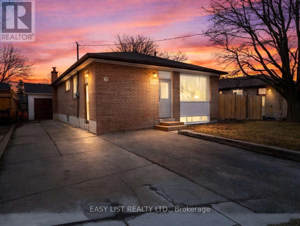 1003 WARDMAN CRESCENT, Whitby, Ontario