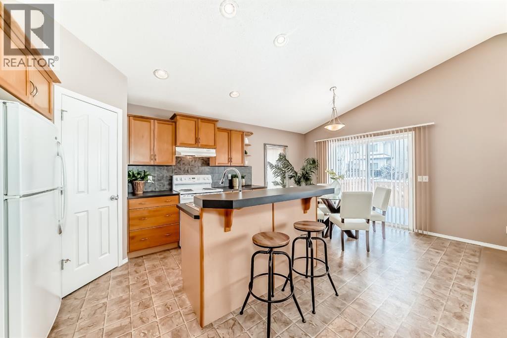 180 Coventry Hills Drive Ne, Calgary, Alberta  T3K 6H4 - Photo 8 - A2289708