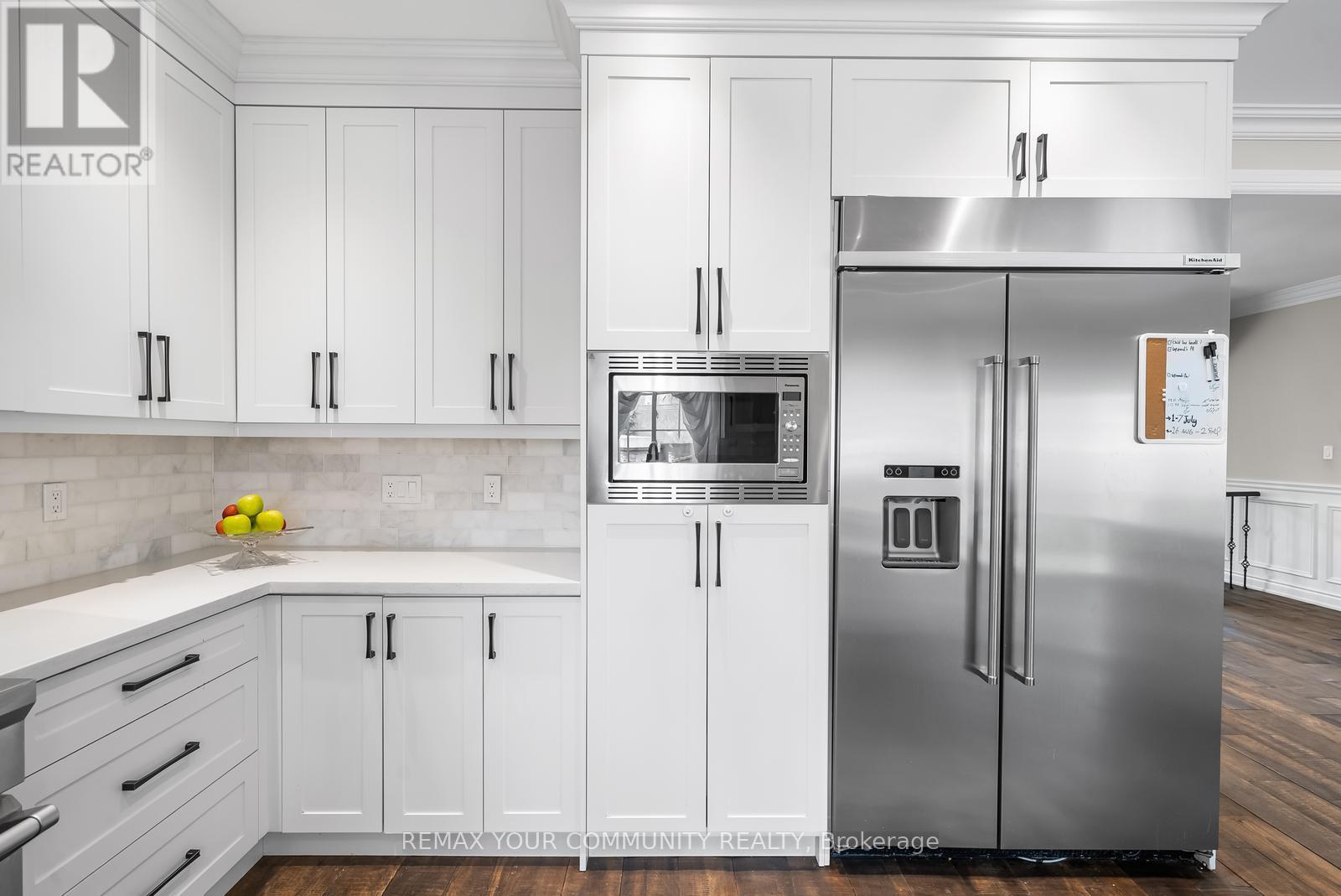 31 Marinucci Court, Richmond Hill, Ontario  L4C 0M5 - Photo 16 - N12884072