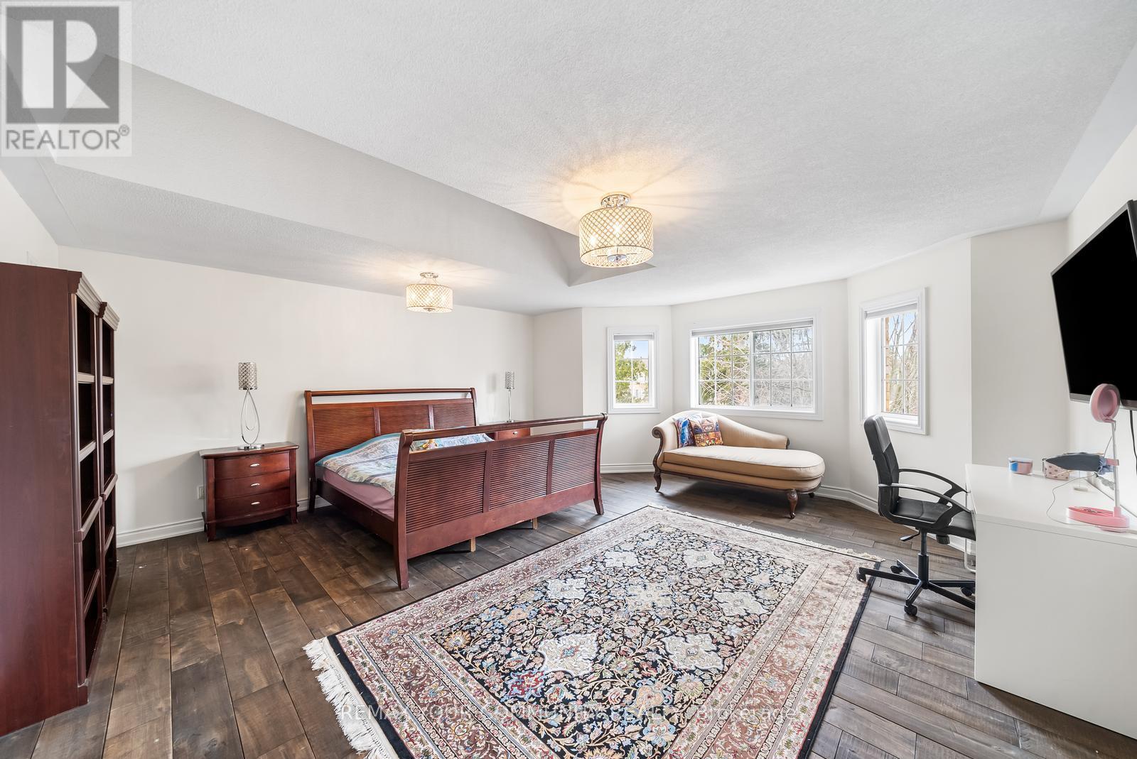 31 Marinucci Court, Richmond Hill, Ontario  L4C 0M5 - Photo 20 - N12884072