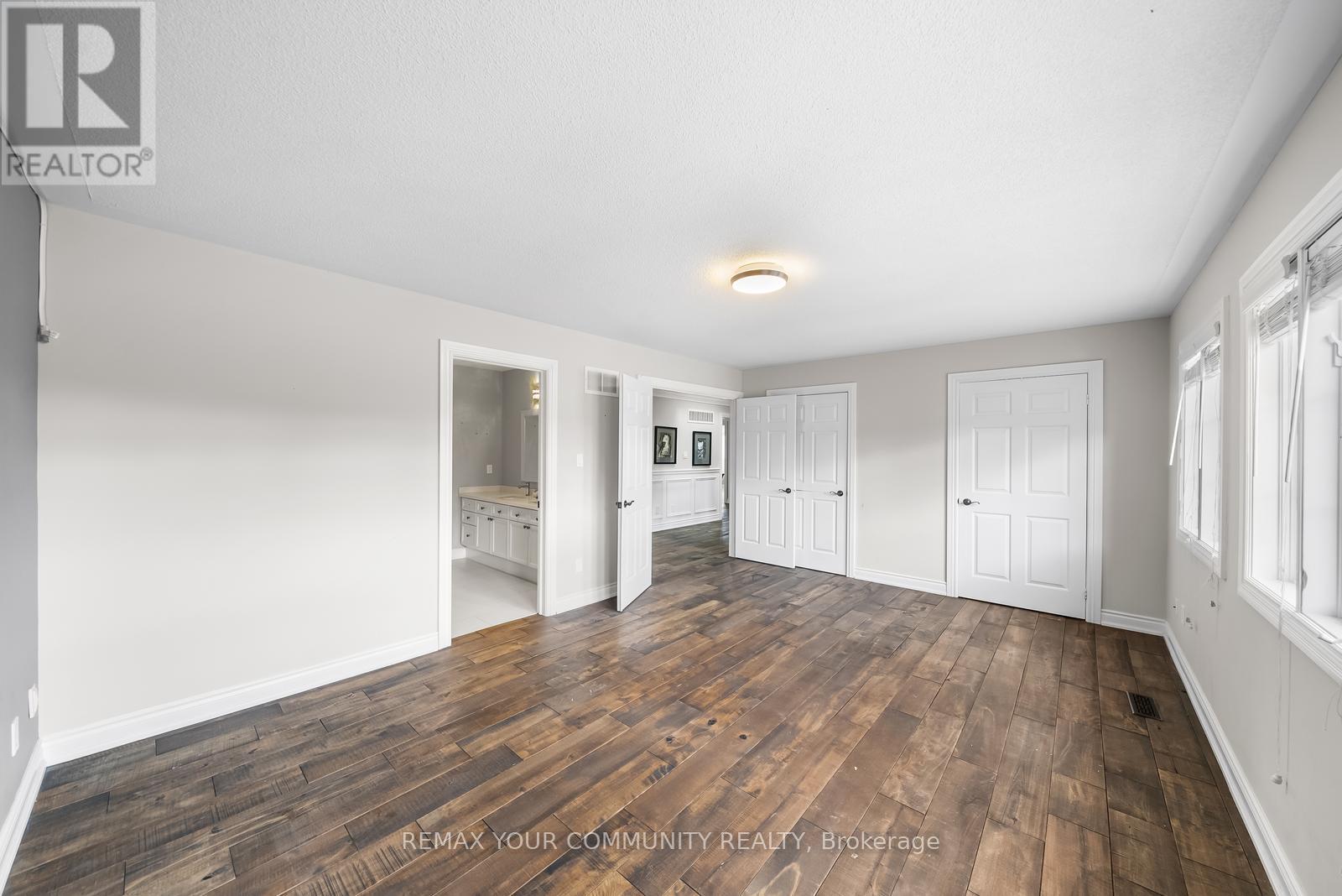 31 Marinucci Court, Richmond Hill, Ontario  L4C 0M5 - Photo 36 - N12884072