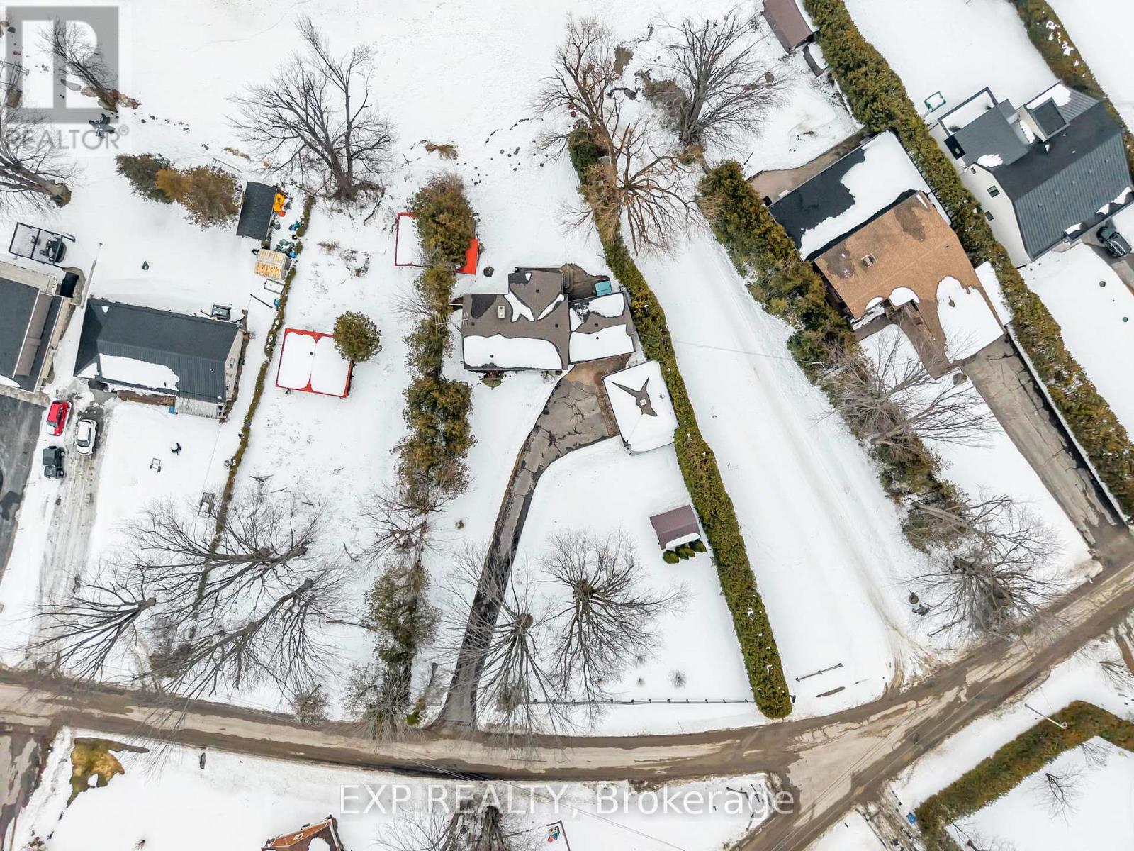 561 Duclos Point Road, Georgina, Ontario  L0E 1N0 - Photo 45 - N12861722