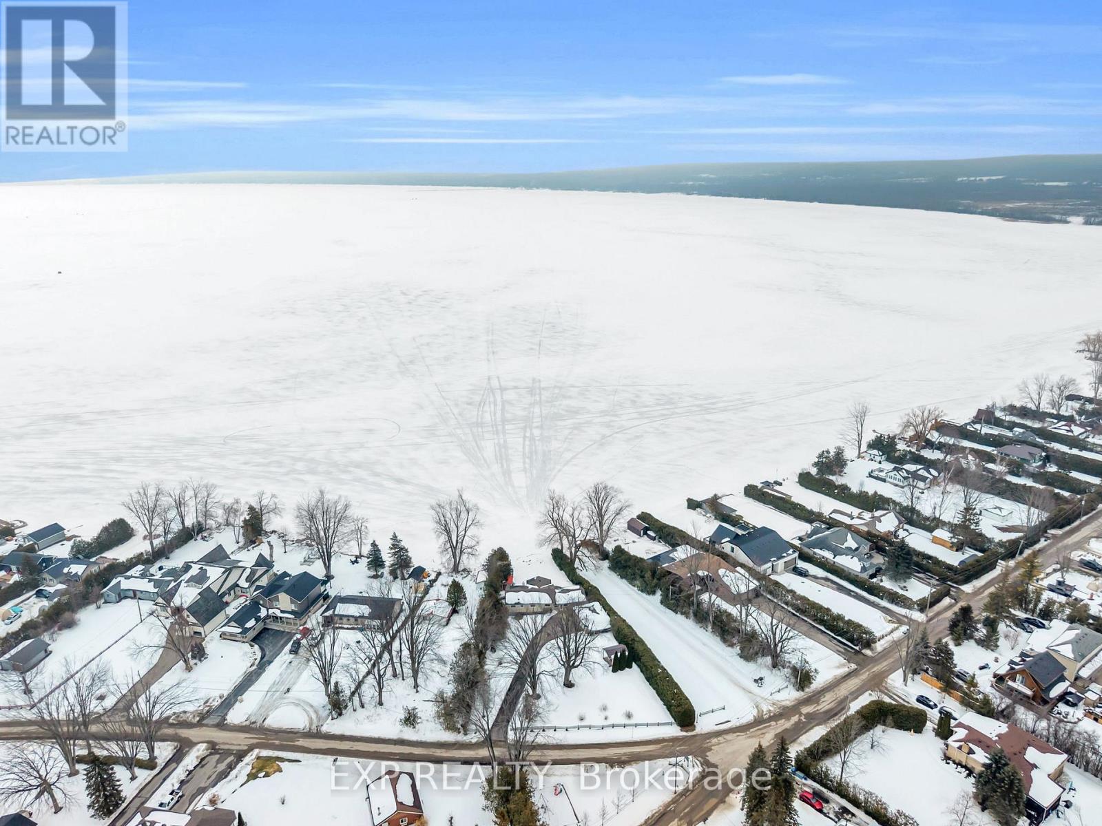 561 Duclos Point Road, Georgina, Ontario  L0E 1N0 - Photo 46 - N12861722