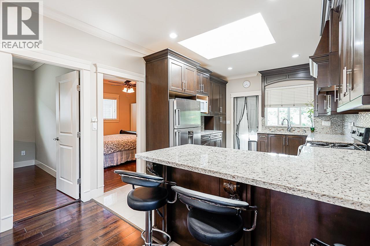 2708 Boundary Road, Burnaby, British Columbia  V5M 3Z6 - Photo 11 - R3099018