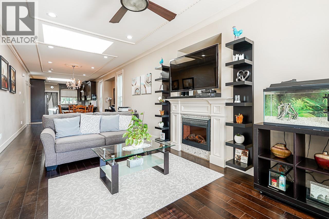 2708 Boundary Road, Burnaby, British Columbia  V5M 3Z6 - Photo 4 - R3099018