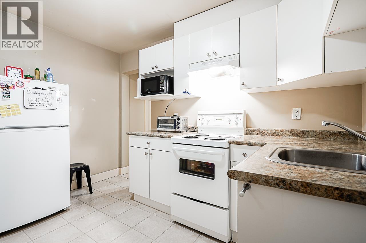 2708 Boundary Road, Burnaby, British Columbia  V5M 3Z6 - Photo 16 - R3099018