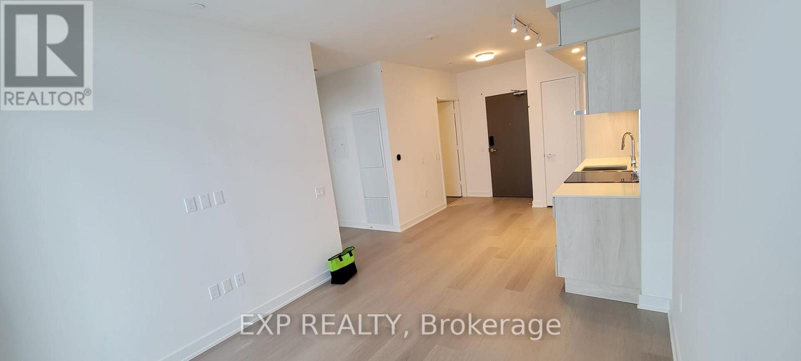 3210 - 448 Burnhamthorpe Road, Mississauga, Ontario  L5B 0R4 - Photo 12 - W12884088