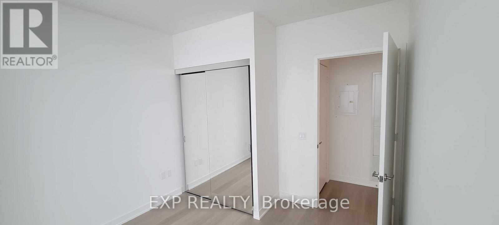 3210 - 448 Burnhamthorpe Road, Mississauga, Ontario  L5B 0R4 - Photo 16 - W12884088