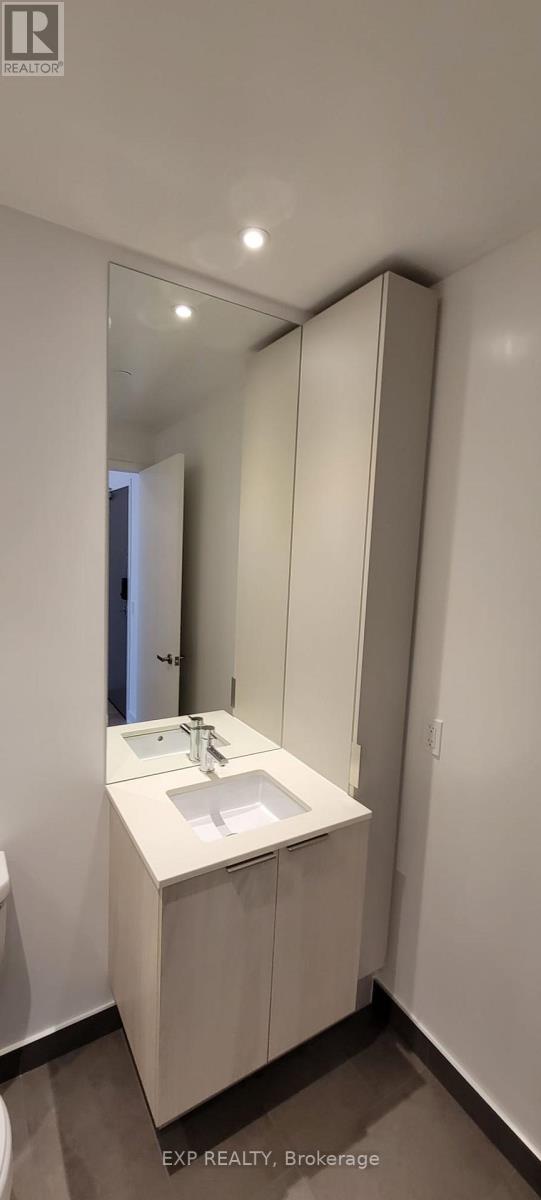 3210 - 448 Burnhamthorpe Road, Mississauga, Ontario  L5B 0R4 - Photo 18 - W12884088