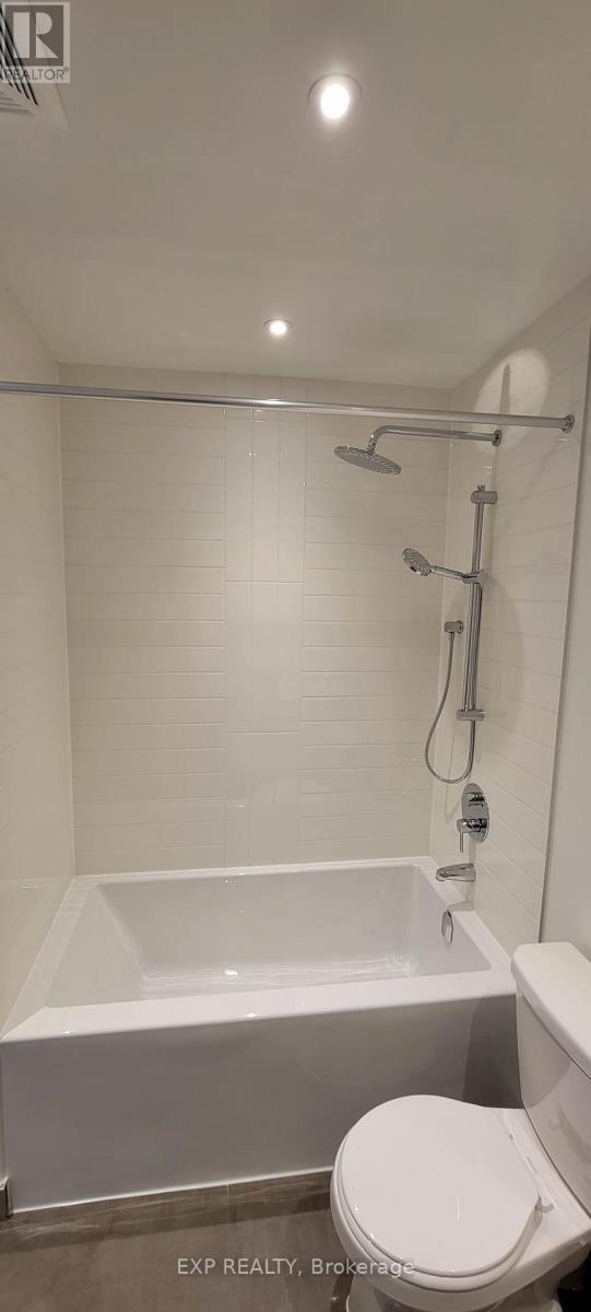 3210 - 448 Burnhamthorpe Road, Mississauga, Ontario  L5B 0R4 - Photo 21 - W12884088