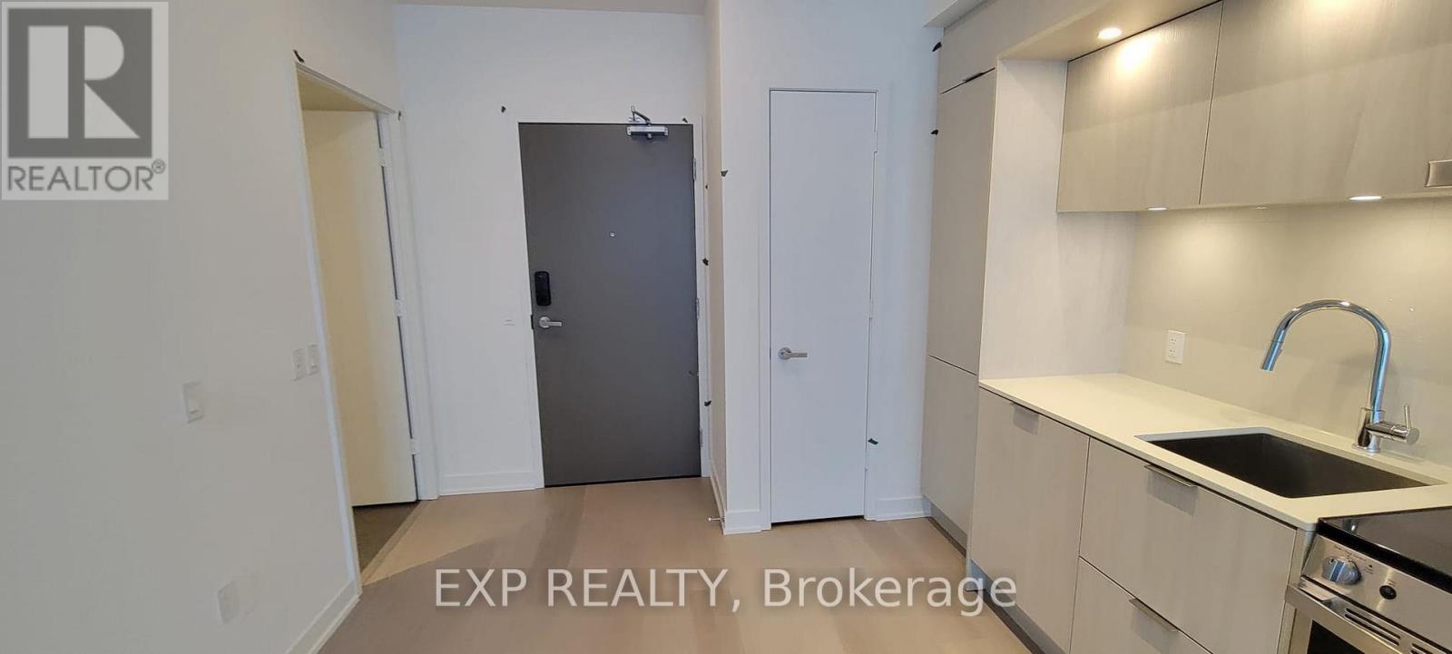 3210 - 448 Burnhamthorpe Road, Mississauga, Ontario  L5B 0R4 - Photo 28 - W12884088