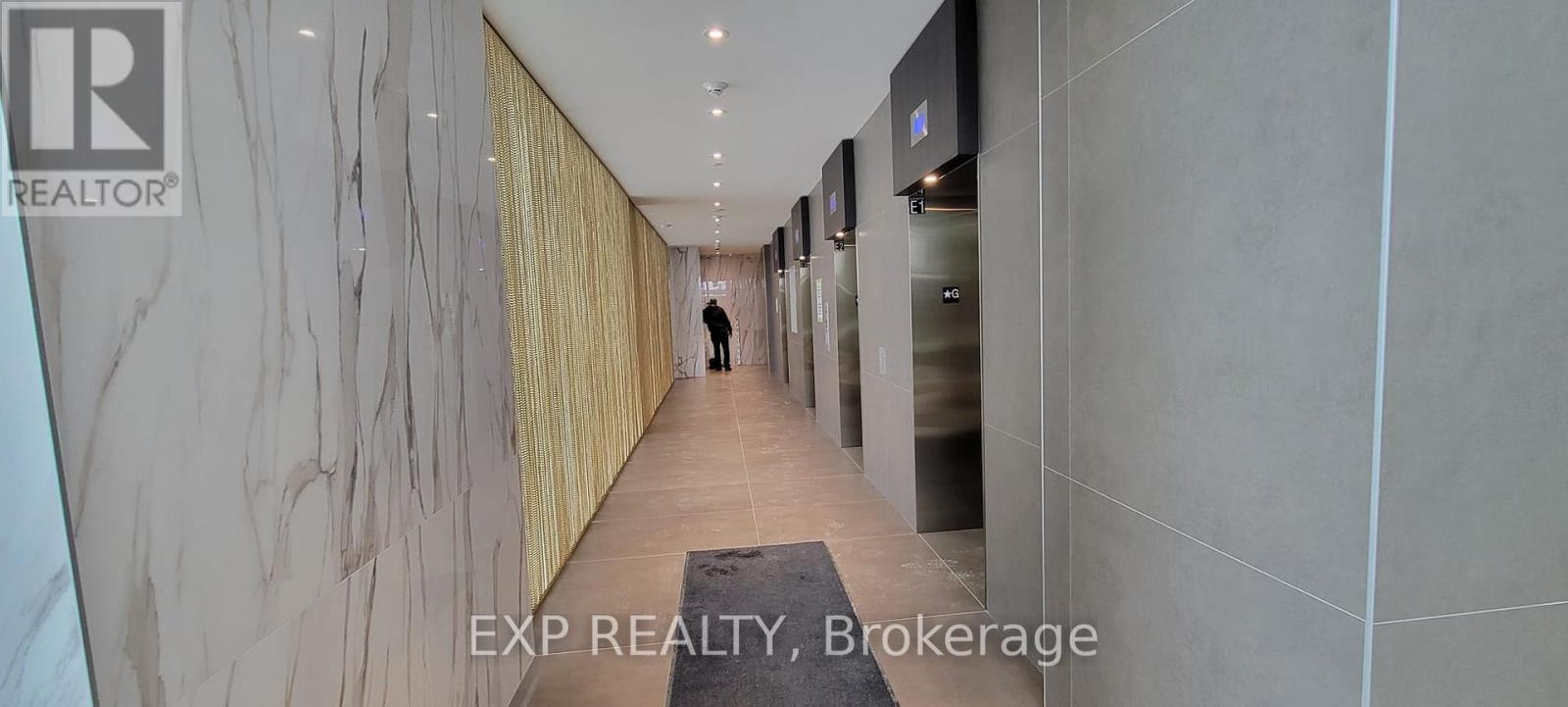 3210 - 448 Burnhamthorpe Road, Mississauga, Ontario  L5B 0R4 - Photo 5 - W12884088