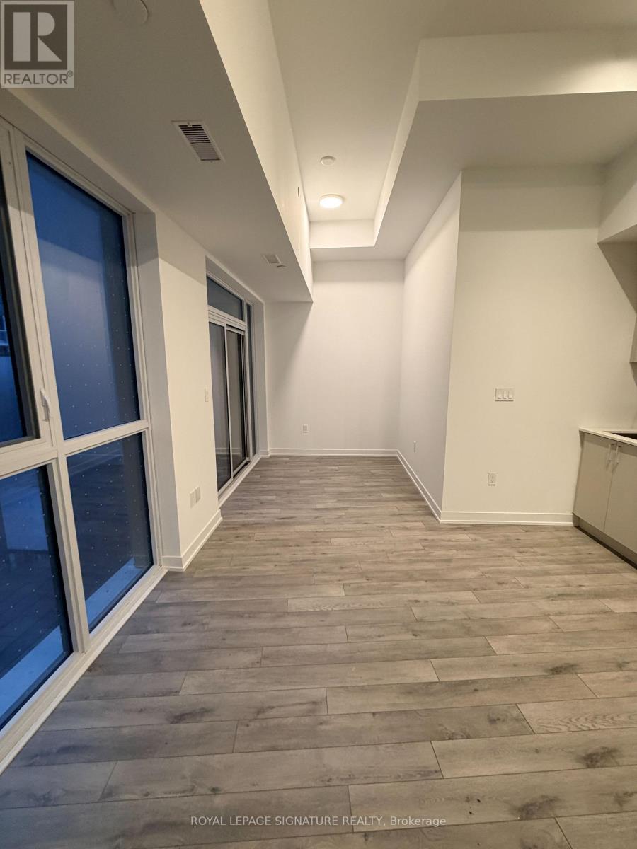 103 - 1005 Dundas Street E, Oakville, Ontario  L6H 7E8 - Photo 3 - W12884090