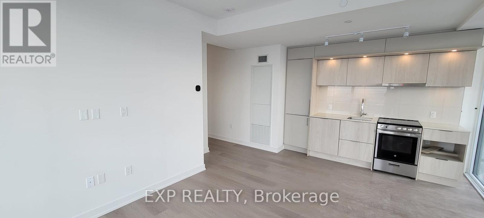 3811 - 448 Burnhamthorpe Road, Mississauga, Ontario  L5B 0R4 - Photo 12 - W12884110