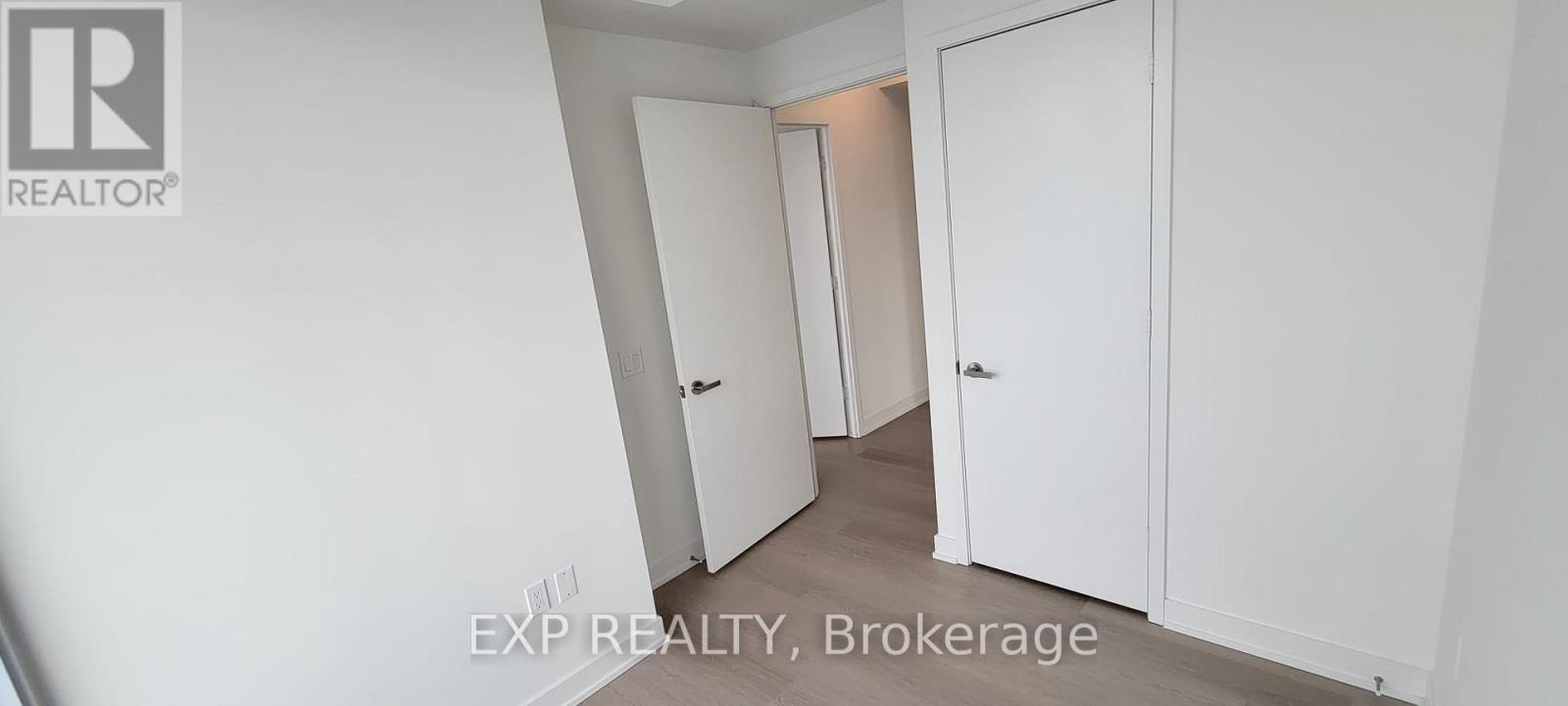 3811 - 448 Burnhamthorpe Road, Mississauga, Ontario  L5B 0R4 - Photo 18 - W12884110