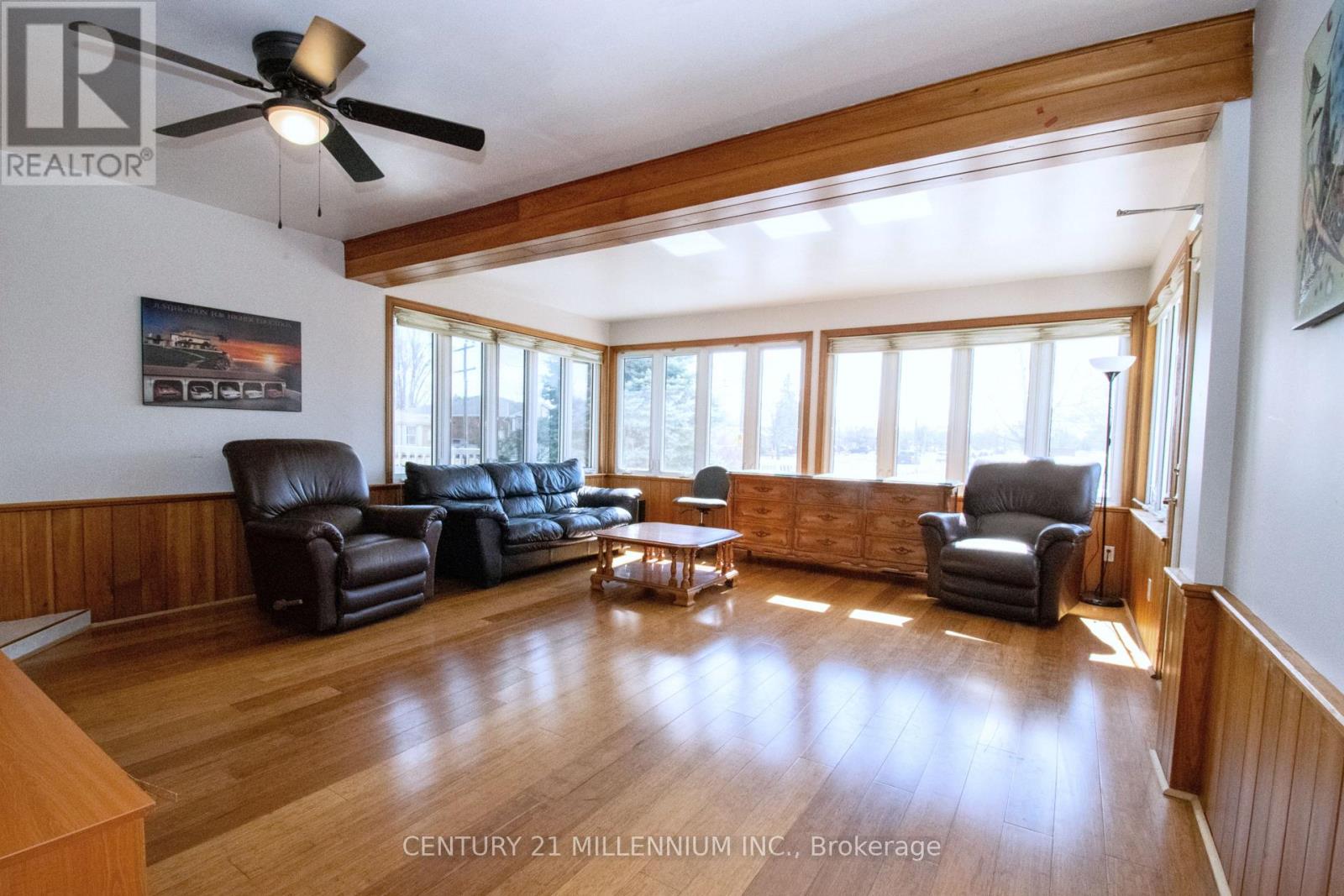 3 College Park Drive, Welland, Ontario  L3C 6Z6 - Photo 10 - X12884052