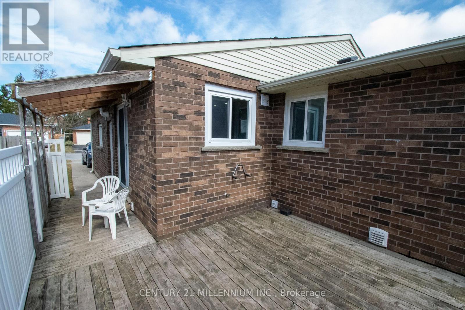 3 College Park Drive, Welland, Ontario  L3C 6Z6 - Photo 18 - X12884052