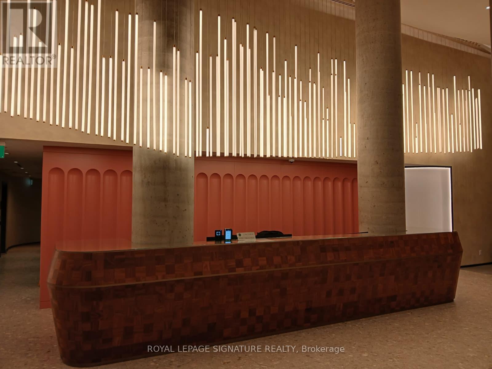 1804 - 25 WELLINGTON STREET S, Kitchener, Ontario