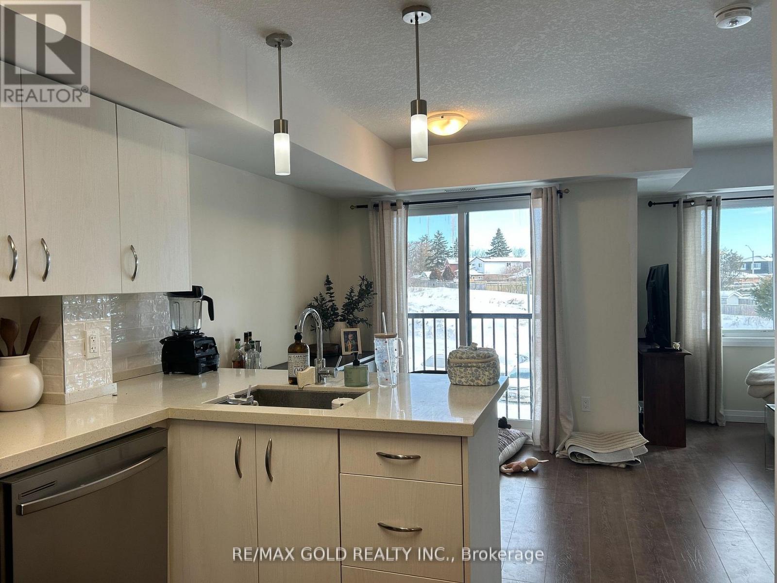 C57 - 370 Fisher Mills Road, Cambridge, Ontario  N3C 0G8 - Photo 7 - X12884096