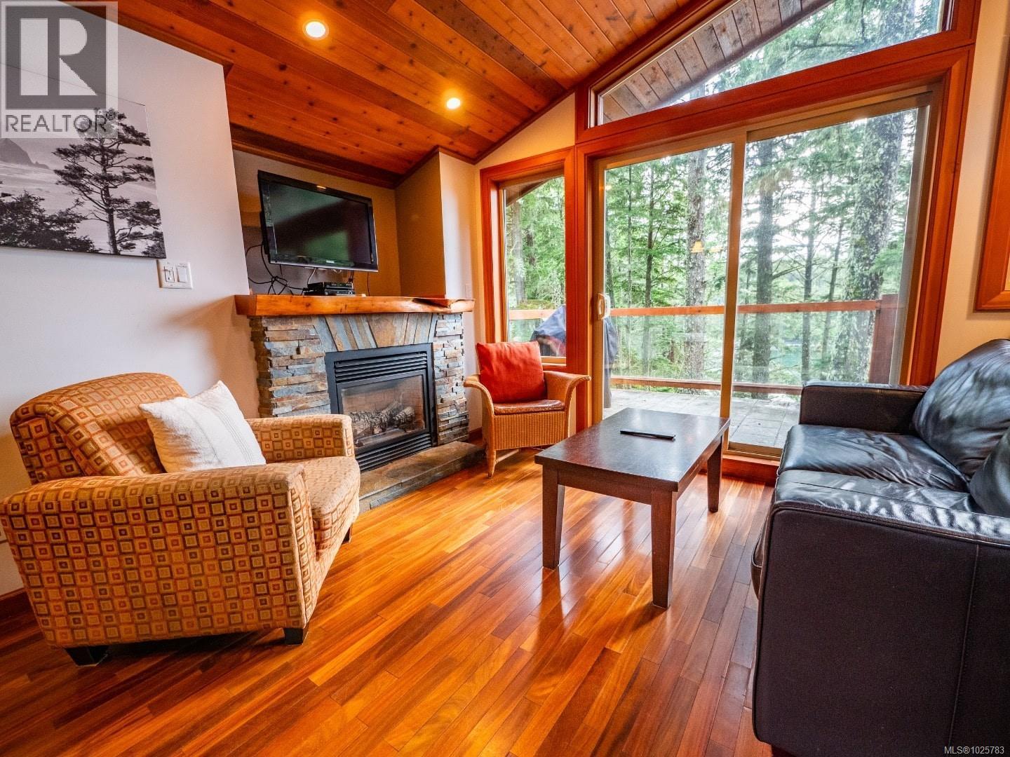 330 Reef Point Rd, Ucluelet, British Columbia  V0R 3A0 - Photo 36 - 1025783