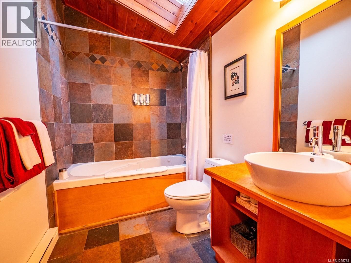 330 Reef Point Rd, Ucluelet, British Columbia  V0R 3A0 - Photo 41 - 1025783