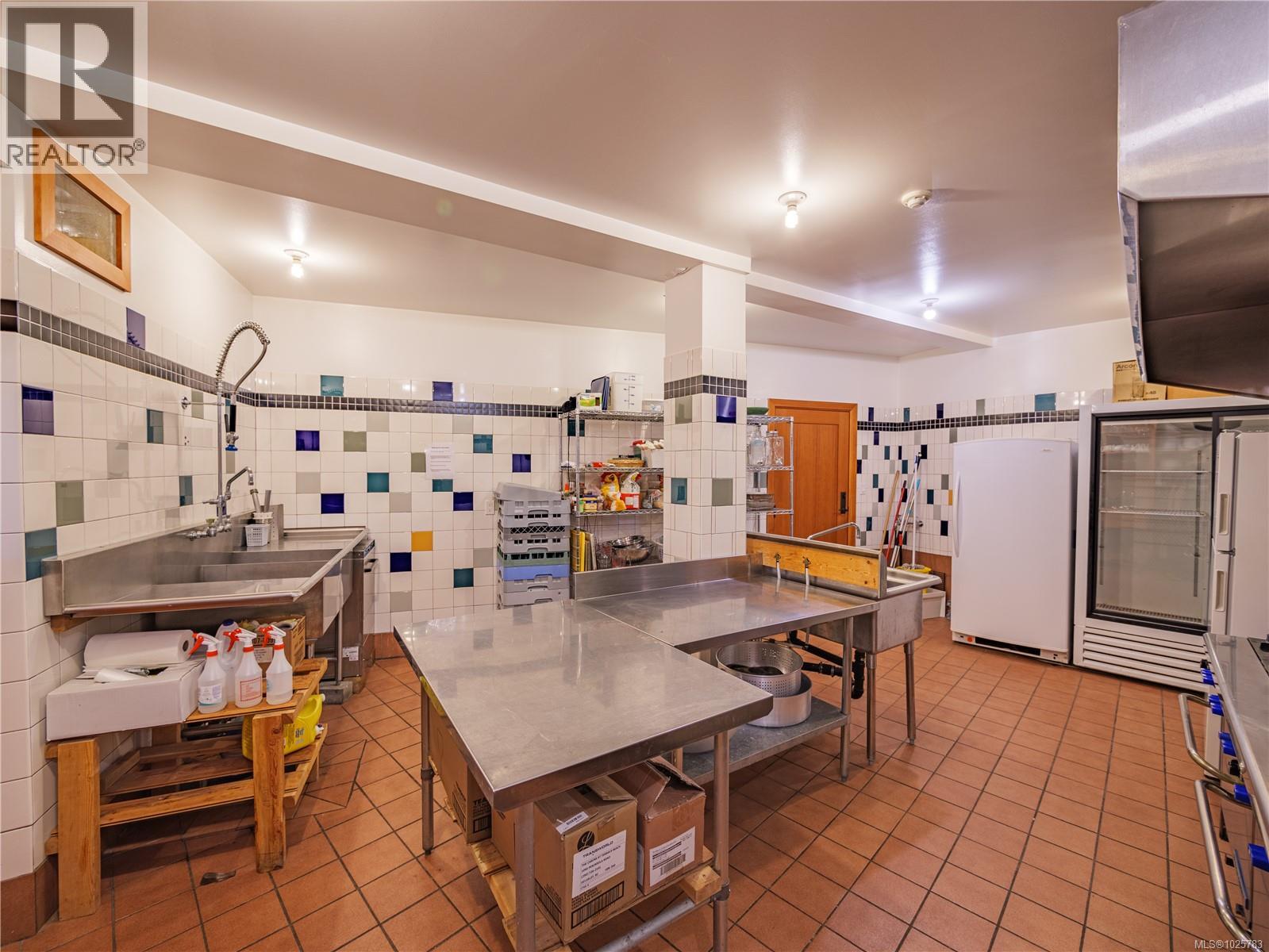 330 Reef Point Rd, Ucluelet, British Columbia  V0R 3A0 - Photo 65 - 1025783