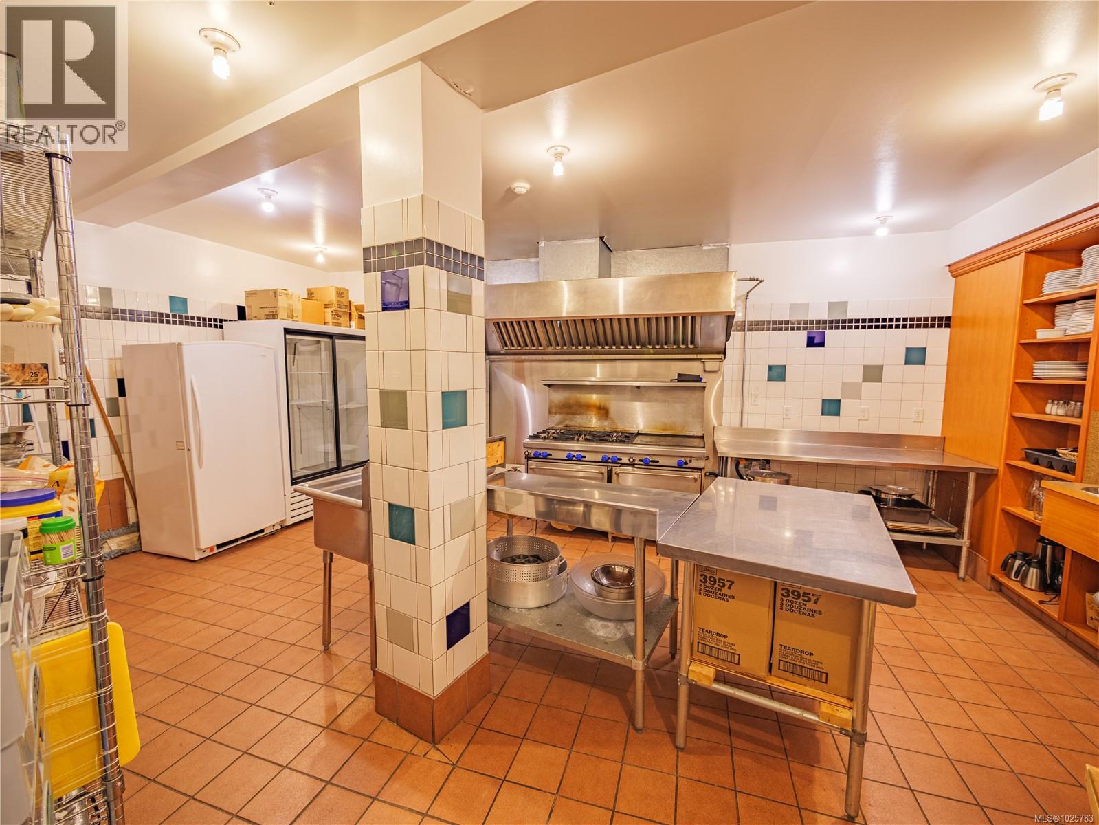 330 Reef Point Rd, Ucluelet, British Columbia  V0R 3A0 - Photo 70 - 1025783