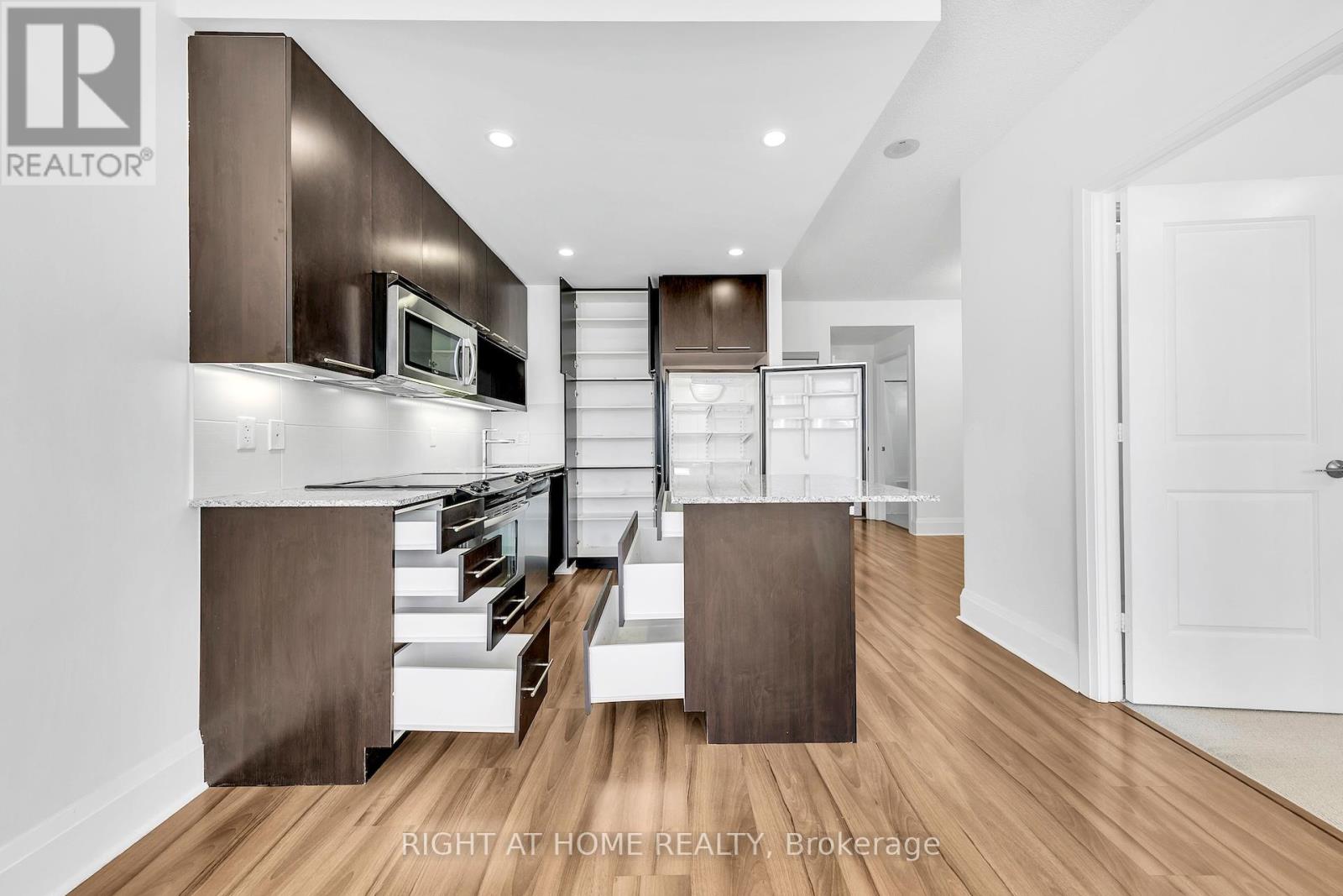 1618 - 100 Harrison Garden Boulevard, Toronto, Ontario  M2N 0C2 - Photo 8 - C12884012