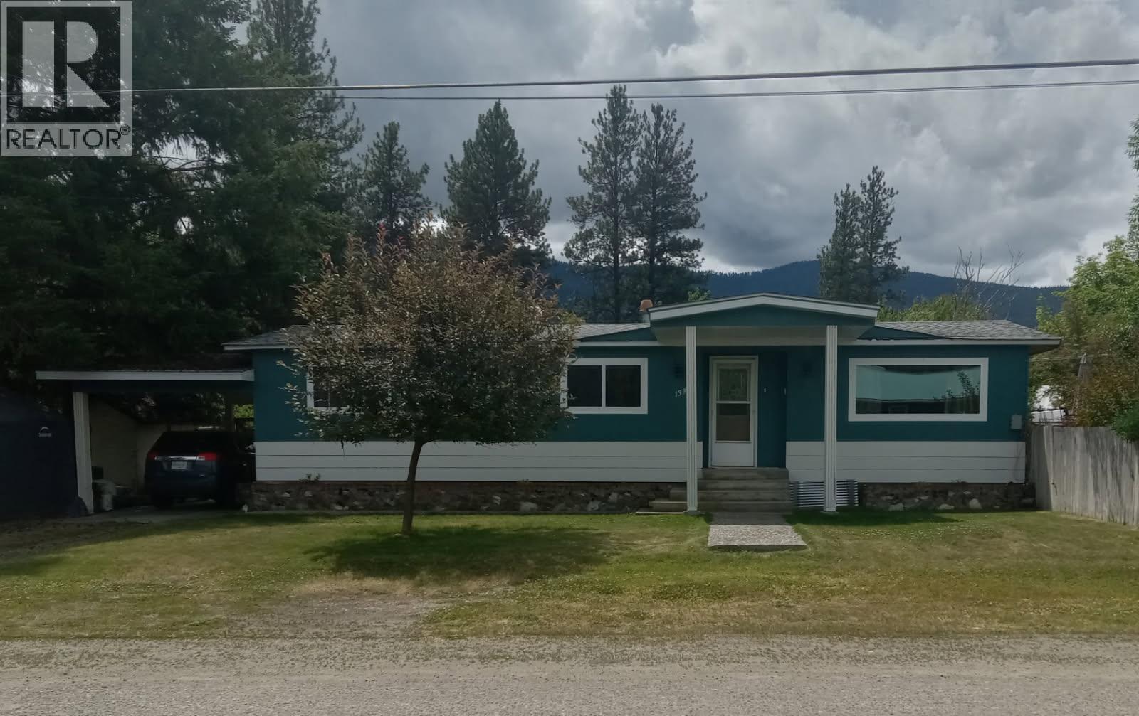 1332 66th Street, Grand Forks, British Columbia