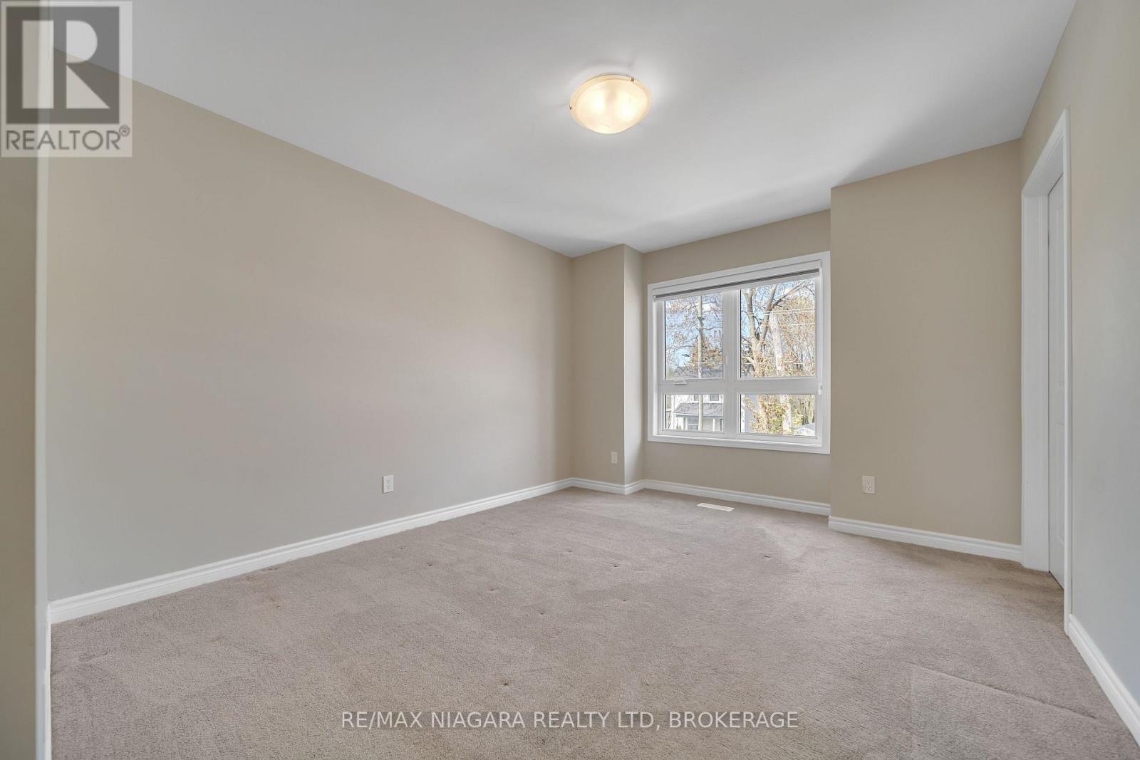 178 Broadway Lane, Welland, Ontario  L3C 5L5 - Photo 25 - X12884124