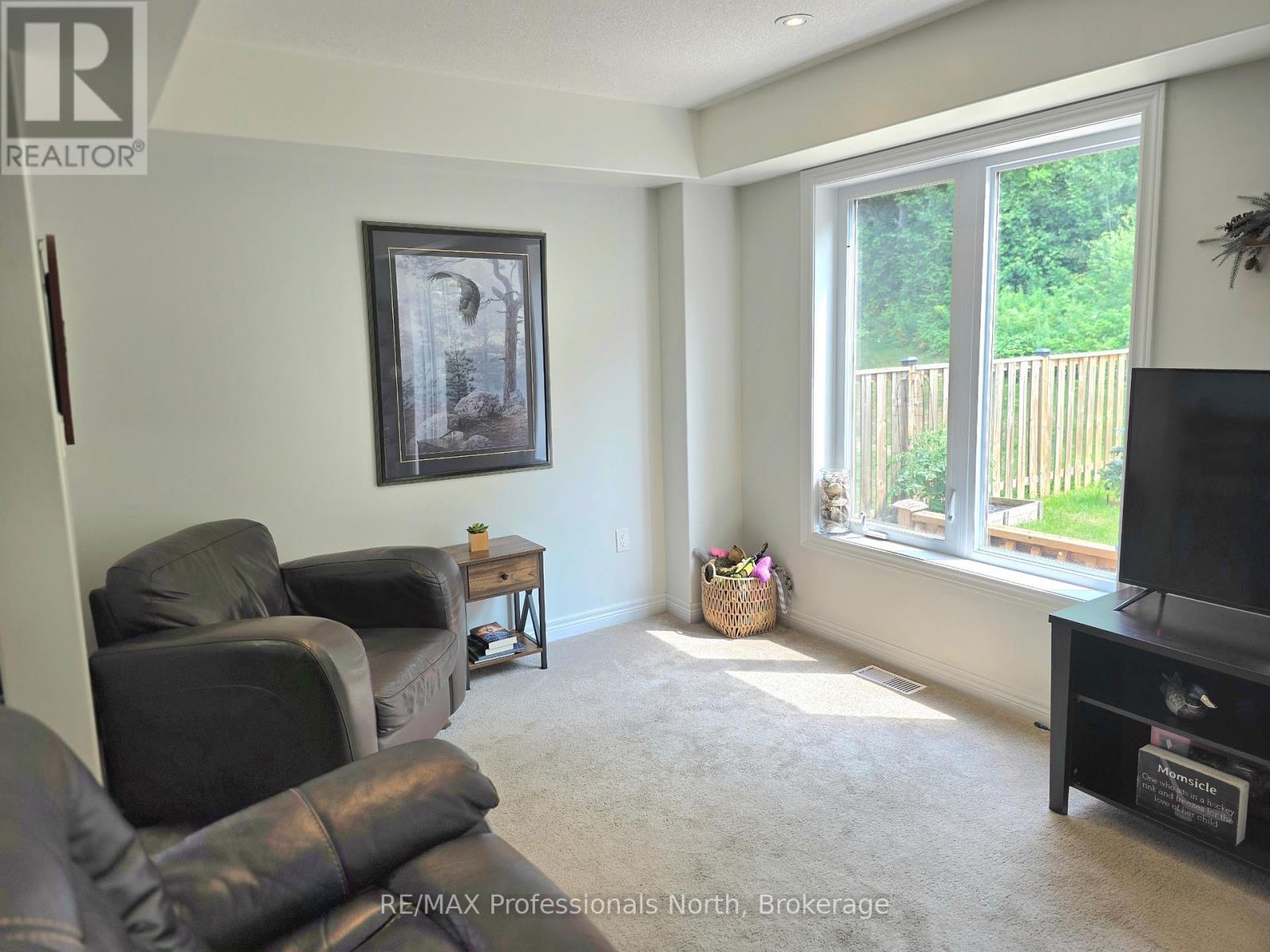 8 Spalding Crescent, Huntsville, Ontario  P1H 1C9 - Photo 17 - X12884134