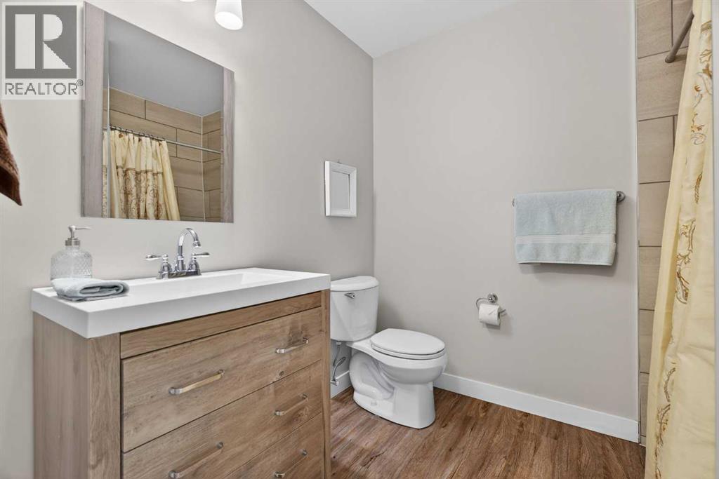 83 Fireside Crescent N, Cochrane, Alberta  T4C 2L5 - Photo 33 - A2288542