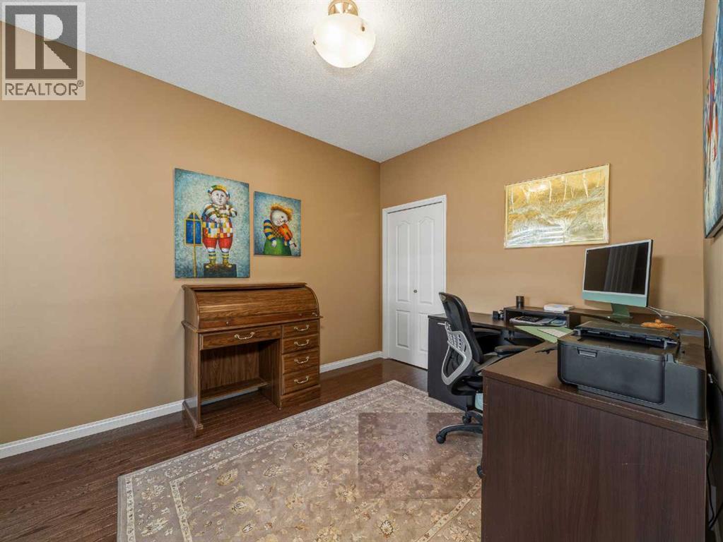 84 Sierra Morena Landing Sw, Calgary, Alberta  T3H 4K3 - Photo 21 - A2291279