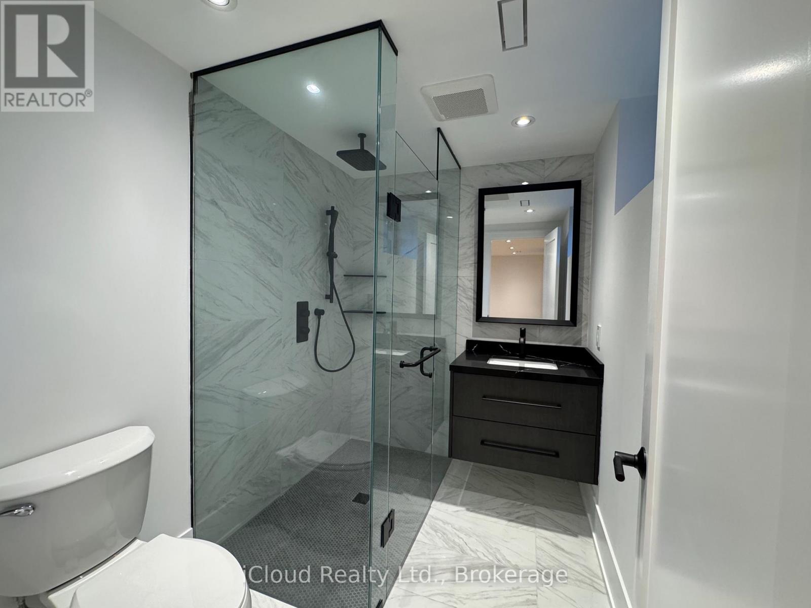 201 Troy Street, Mississauga, Ontario  L5G 1S9 - Photo 43 - W12884120