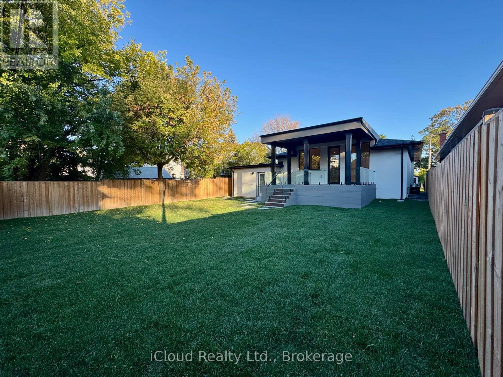 201 Troy Street, Mississauga, Ontario  L5G 1S9 - Photo 50 - W12884120