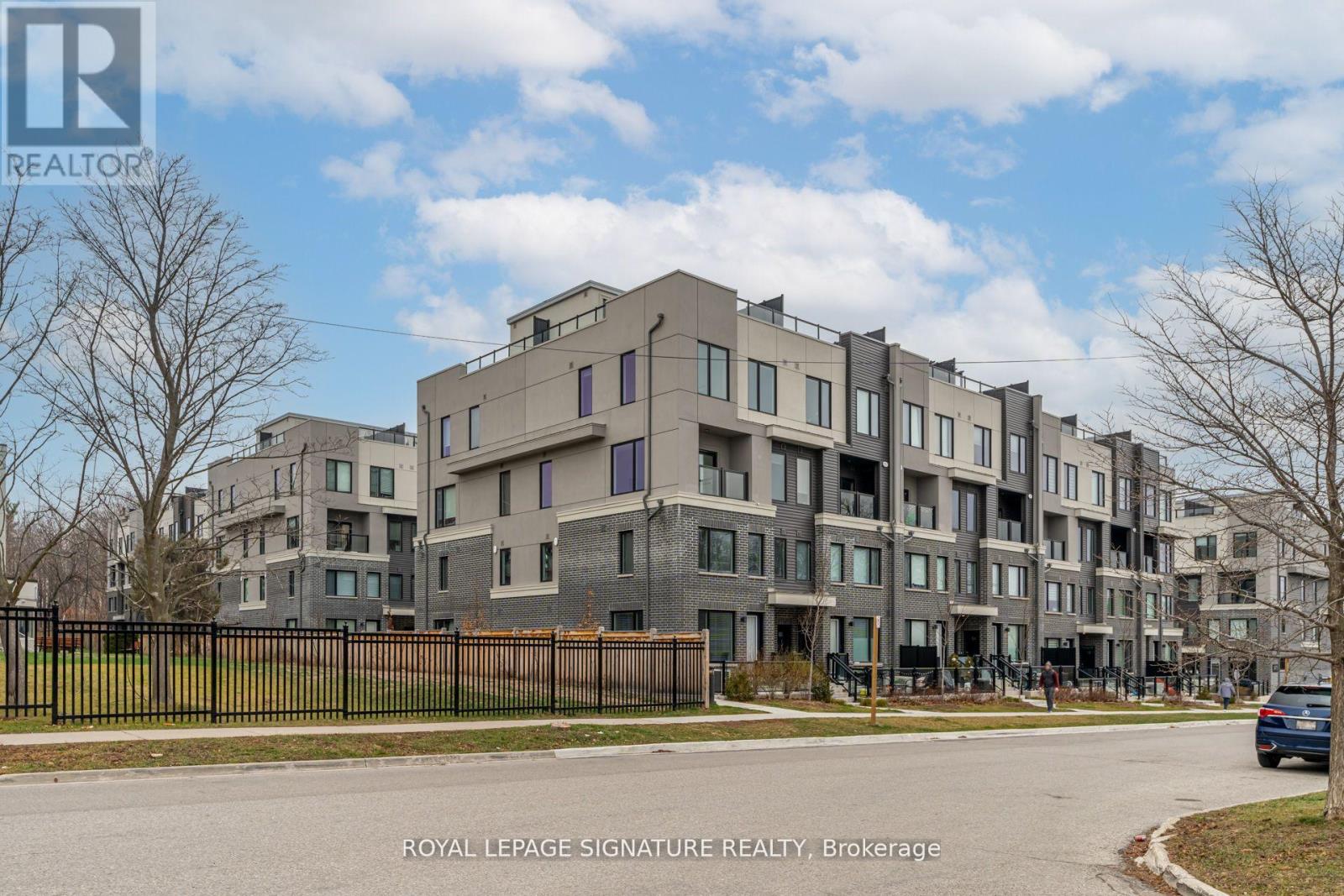 11 - 3476 WIDDICOMBE WAY, Mississauga, Ontario