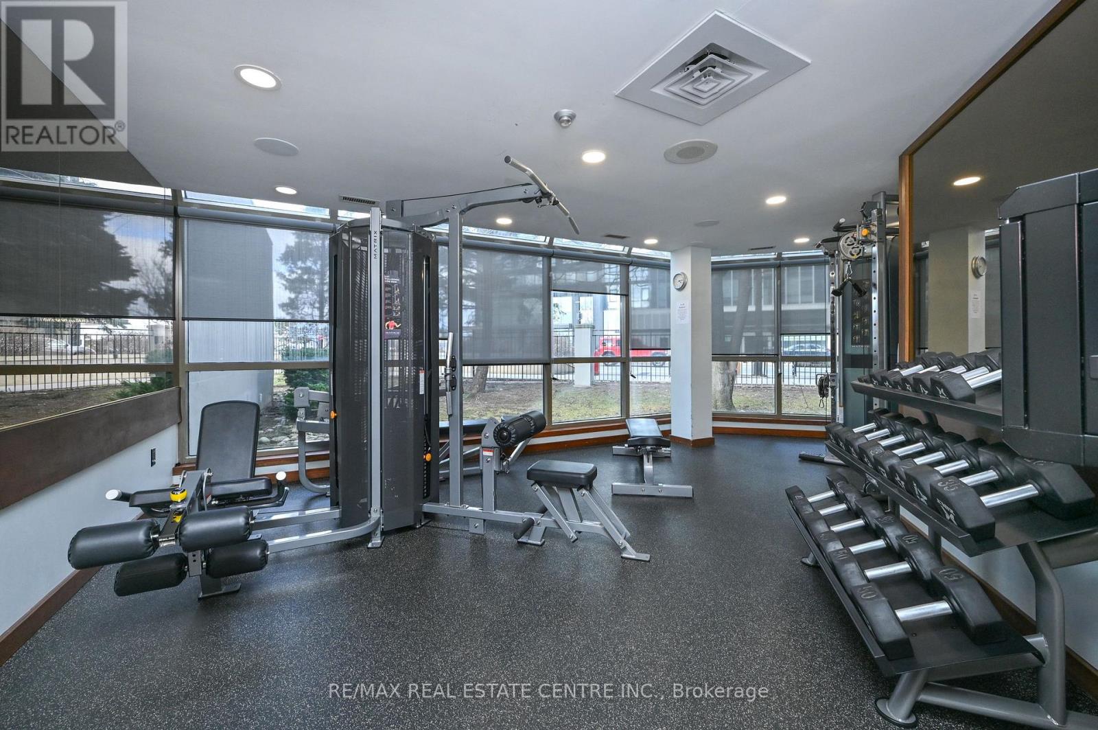 #609 - 330 Rathburn Road W, Mississauga (Creditview), Ontario  L5B 3Y1 - Photo 32 - W12884130