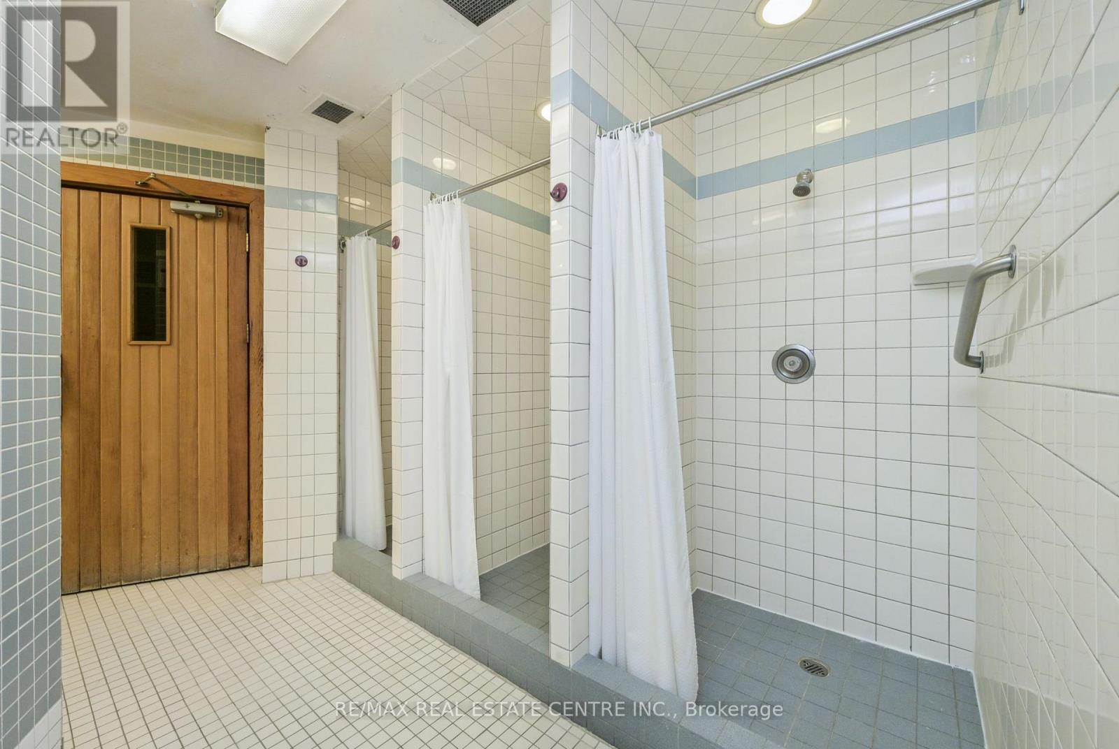 #609 - 330 Rathburn Road W, Mississauga (Creditview), Ontario  L5B 3Y1 - Photo 37 - W12884130