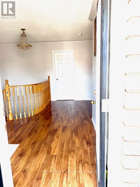 11 Kettlewell Crescent, Brampton (Sandringham-Wellington), Ontario  L6R 0T3 - Photo 14 - W12884148