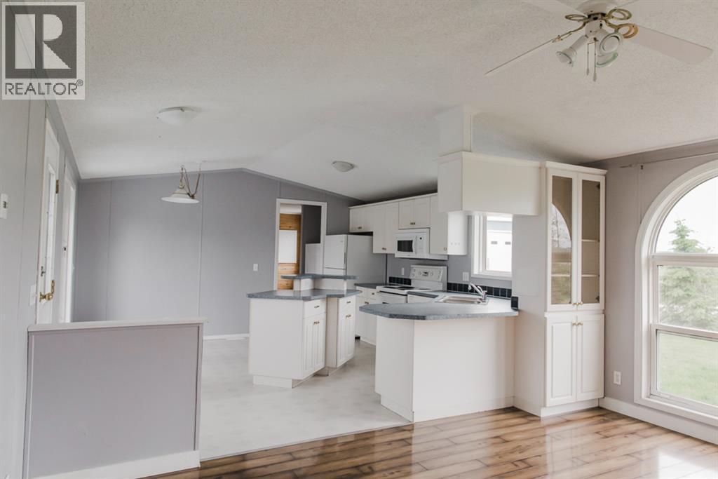 712083 Range Road 65 Road, County Of, Alberta  T8W 5E7 - Photo 11 - A2293073