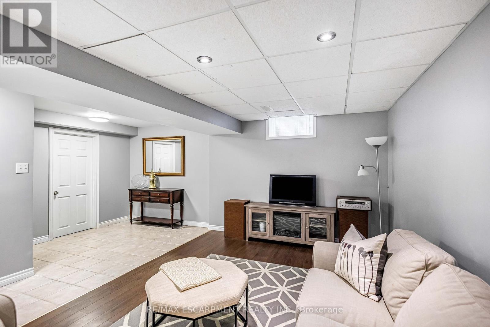 65 Thistlemoor Drive, Haldimand, Ontario  N3W 2K5 - Photo 30 - X12884122