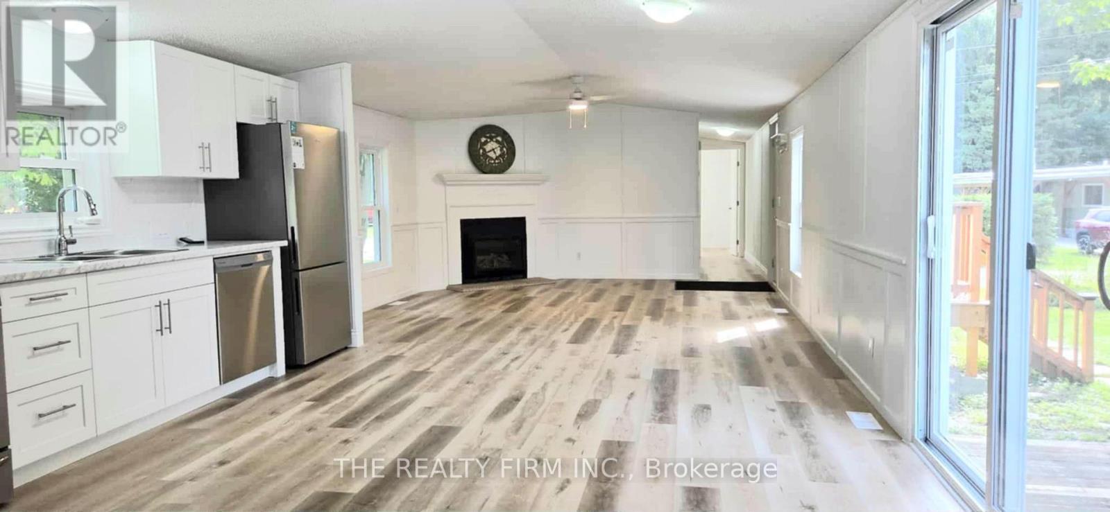 18 - 75049 Hensall Road, Huron East (Seaforth), Ontario  N0K 1W0 - Photo 16 - X12399152