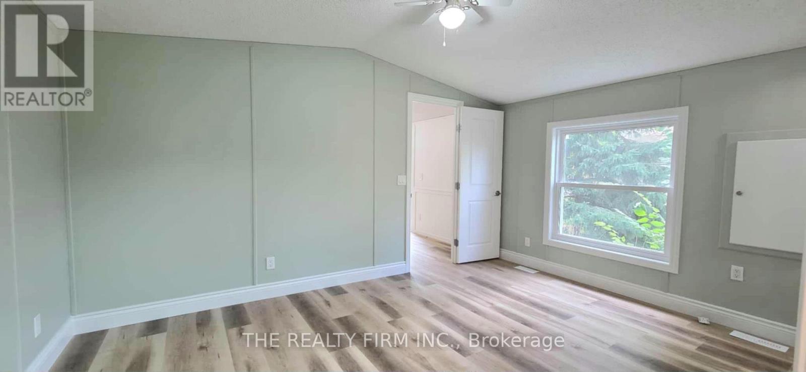 18 - 75049 Hensall Road, Huron East (Seaforth), Ontario  N0K 1W0 - Photo 21 - X12399152