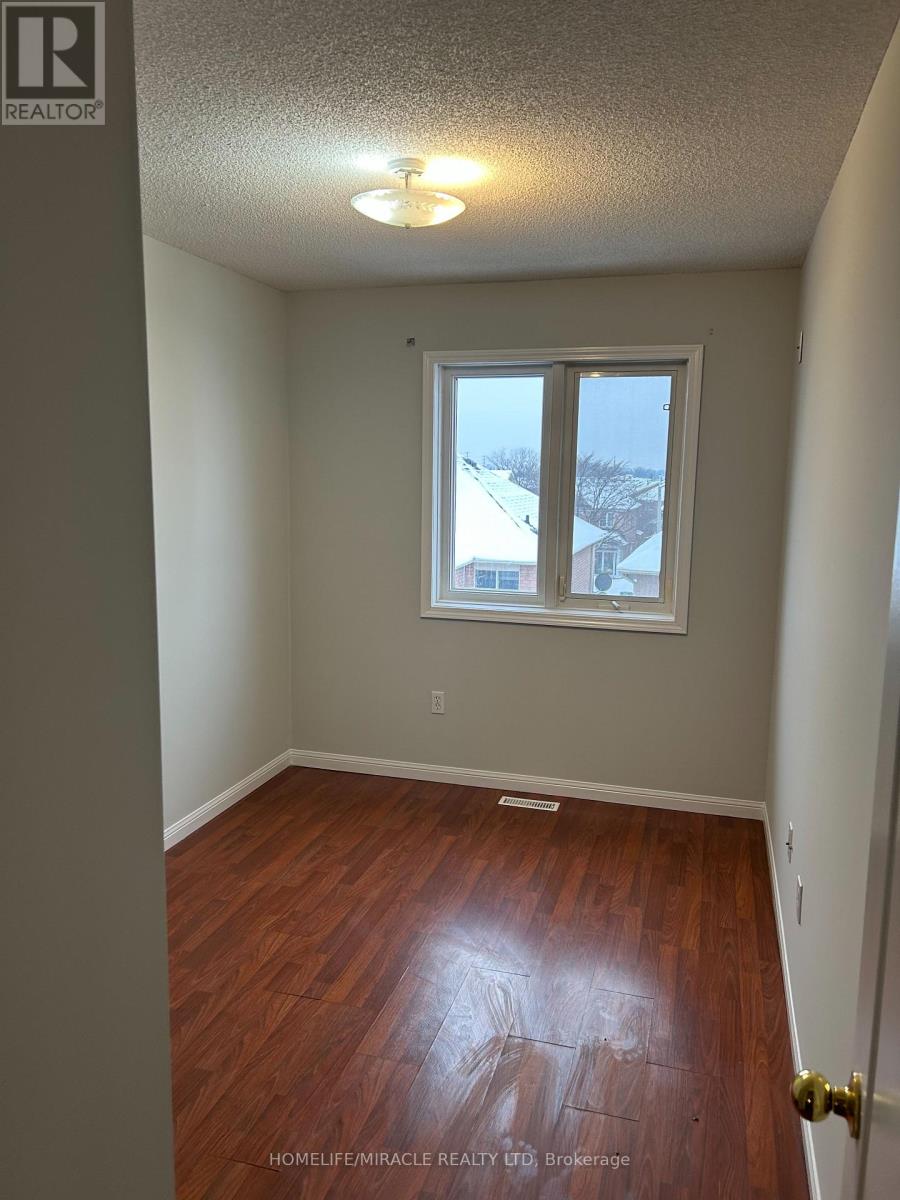 19 - 250 Richvale Drive, Brampton, Ontario L6Z 4W9 - Photo 4 - W12827088