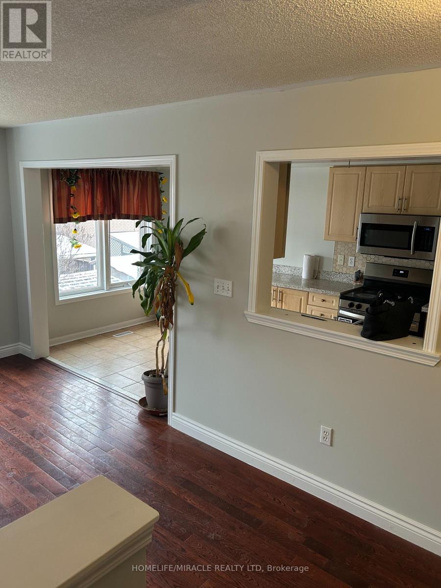 19 - 250 Richvale Drive, Brampton, Ontario L6Z 4W9 - Photo 8 - W12827088